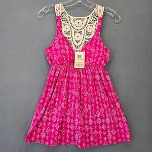 Pink Rose Pink Tank Stretch Bandana Lace Sleeveless V-Neck Top NEW Womens Size M